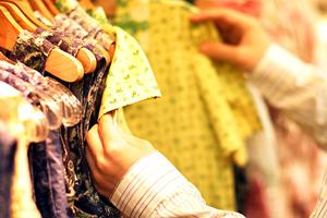 【2024年最新版】文化祭を華やかに彩る！クラスTシャツで差をつけるデザインと作り方ガイド